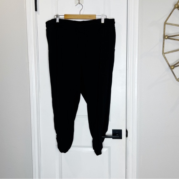 Torrid Challis Jogger Pants Size 4 4X Black Stretch VGUC - Picture 5 of 10